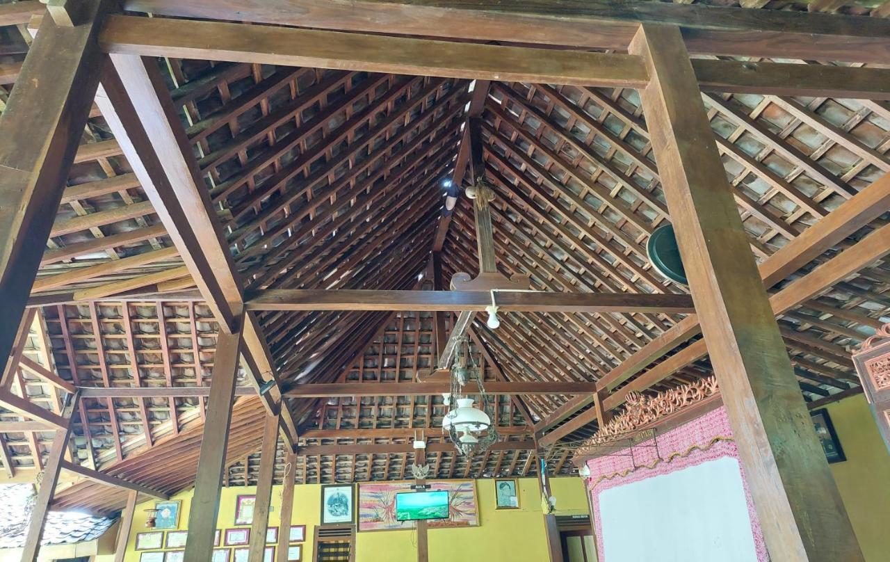 Nara Homestay Syariah Mangunan Eksteriør bilde