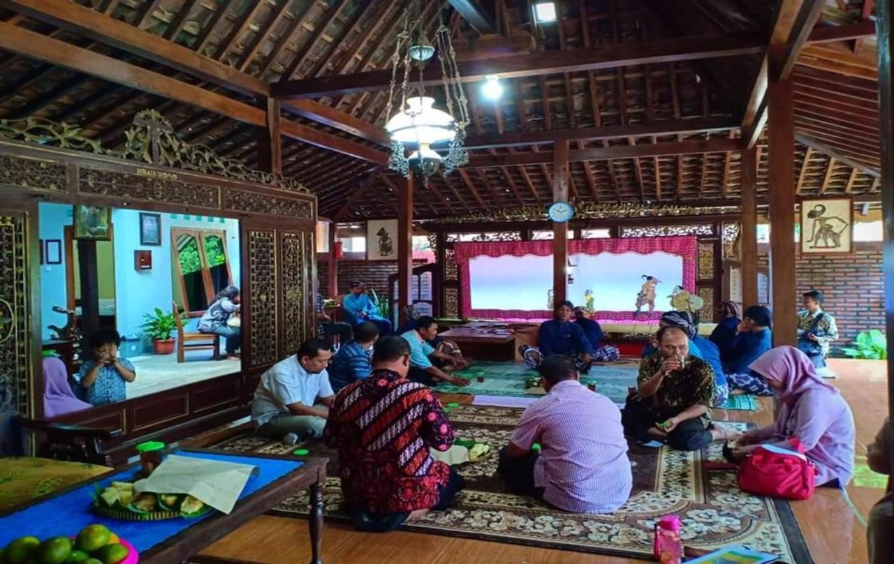 Nara Homestay Syariah Mangunan Eksteriør bilde